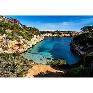 RT Flights from Newark (EWR) to Mallorca, Spain (PMI) on Scandinavian Airlines (Travel Oct 2026) $524