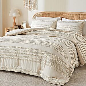 3-Piece BEDELITE Queen Boho Tufted Comforter Set (Beige) $25.19 + Free Shipping w/ Prime or on $35+