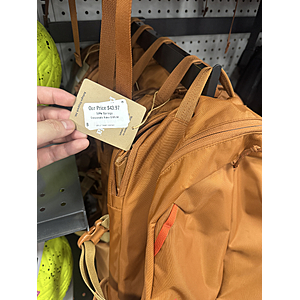 Patagonia Refugio 26L Orange