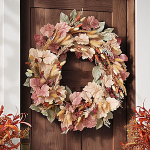 Sam's Club Members: 30" Member's Mark Harvest Wreath w/ Natural Cattails $22.85 + Free S/H On orders $50+ $21.22