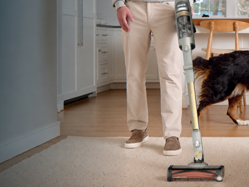 Shark PowerDetect Speed Cordless Stick Vacuum Only $199 at Best Buy (Reg $500)