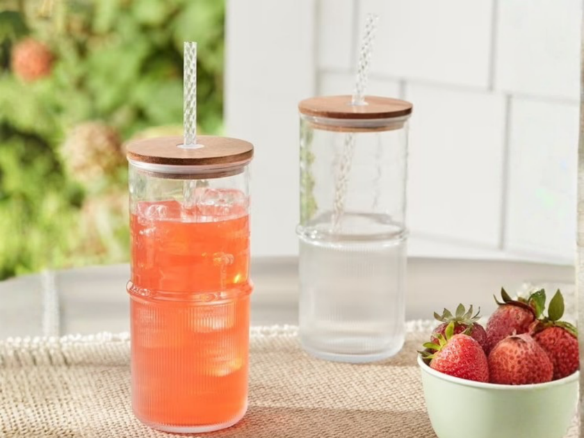 Better Homes & Gardens 2-Piece Clear Ribbed Tritan Sipper Set Only $2 at Walmart!