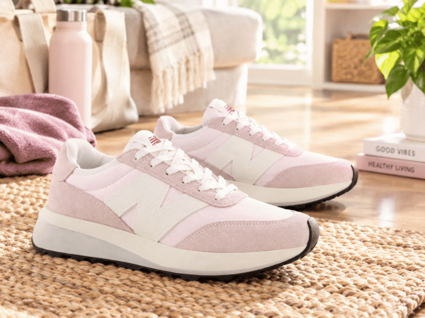 New Balance Women’s 370 Sneakers Only $59.98 Shipped (Reg. $105)!