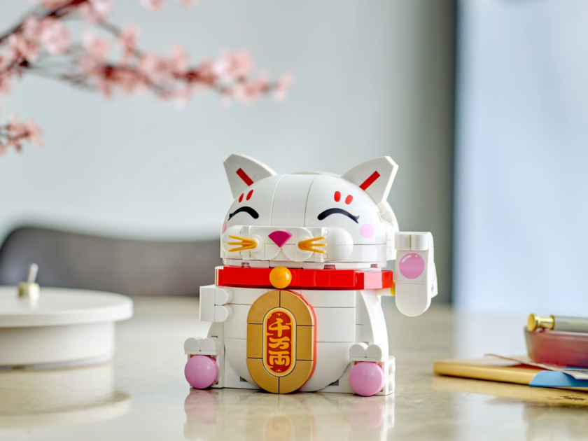 280-Pc LEGO Lucky Cat Building Toy Only $20 on Walmart (Reg $30)