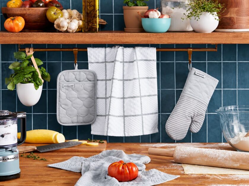 KitchenAid 4-Piece Oven Mitt, Pot Holder & Kitchen Towel Set Only $12.xx for Prime Members (Reg. $50)