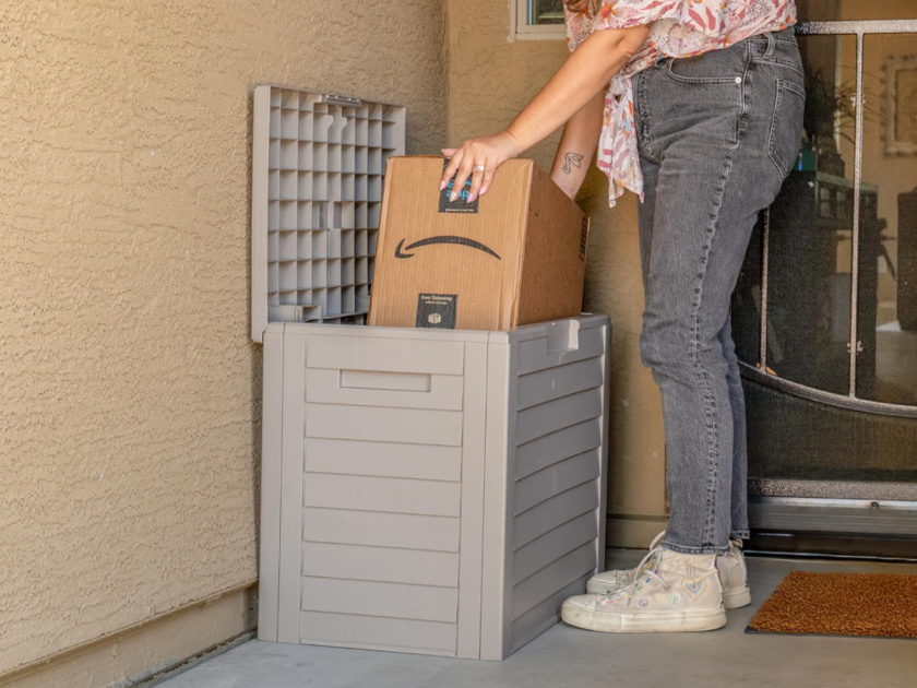 Lockable Weather-Resistant 35 Gallon Outdoor Deck Box Only $27.xx on Amazon (Reg $60)!