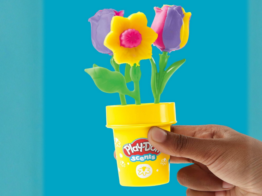 Play-Doh Tulips & Daffodils Flower Toy Only $3.xx on Amazon (Reg $6)