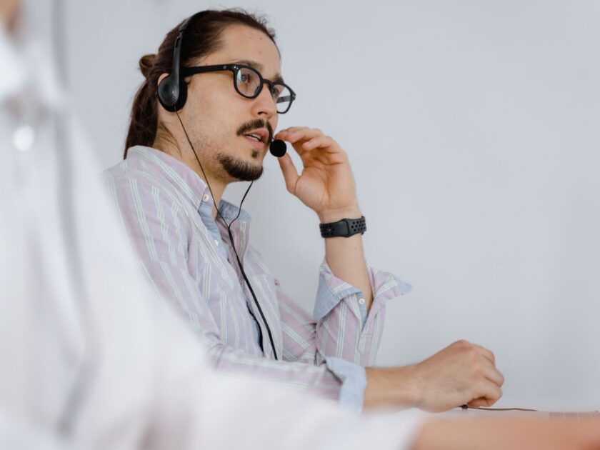 Work from Home Live Chat Agent – Earn Up to $50/Hour (Freelance/Contract)