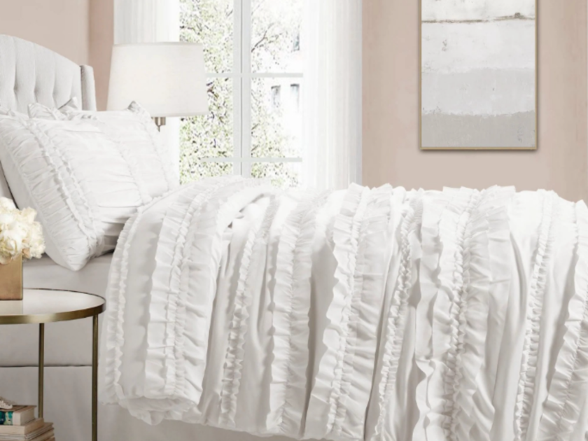 Lush Queen 4-Piece Ruffle Comforter Set Just $35 Shipped (Reg. $250)