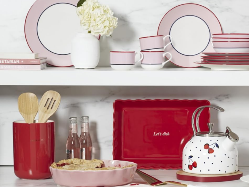 Kate Spade New York Apple Crock with Servers Only $20.xx on Amazon (Reg $75)