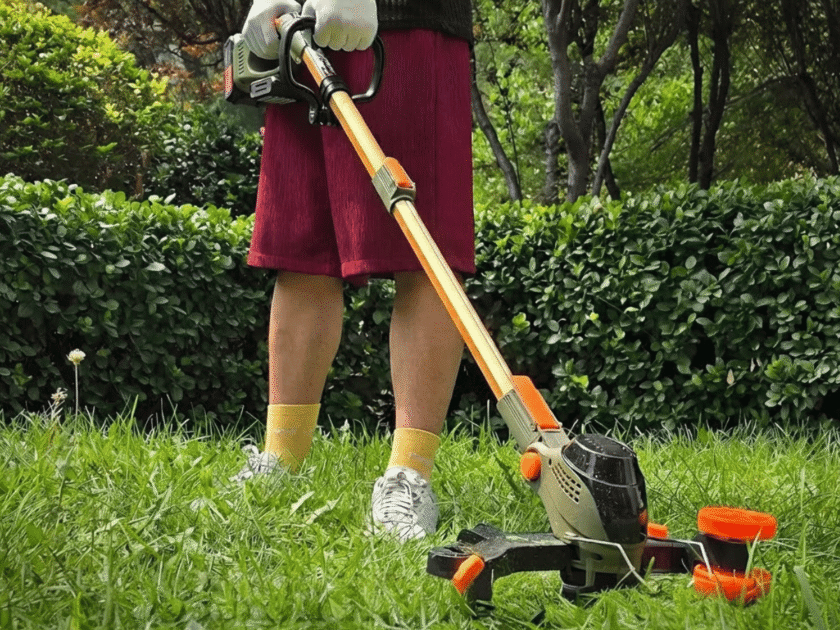 4-in-1 13″ Electric Weed Wacker Just $37.xx on Amazon (Reg. $130)