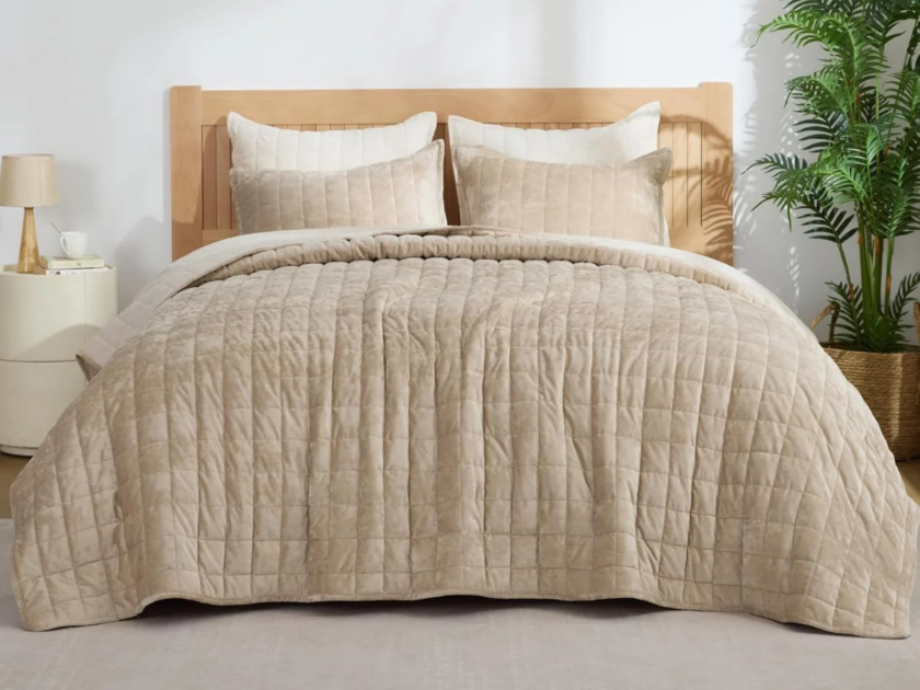 BEDELITE Velvet Quilt Set King Size Only $25.xx on Amazon (Reg. $90)