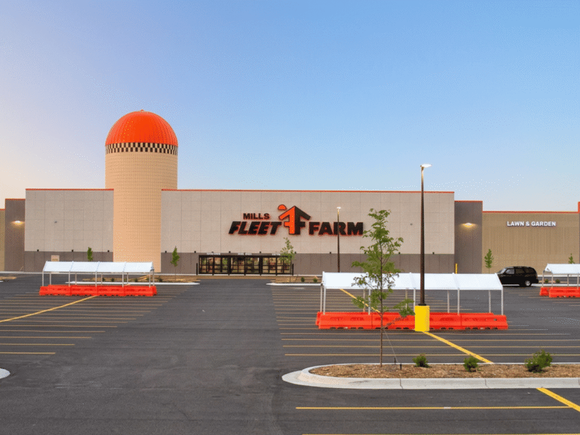 Fleet Farm Free In‑Store Events (Father’s Day Crafts, Hot Dog Days)