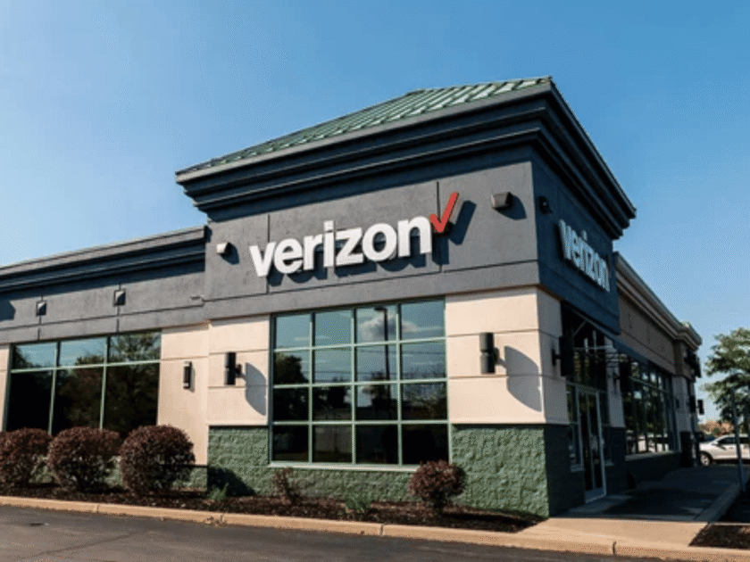 Verizon Shine Sweeps Will Drop Every Monday + Daily Freebie Rewards Drops!