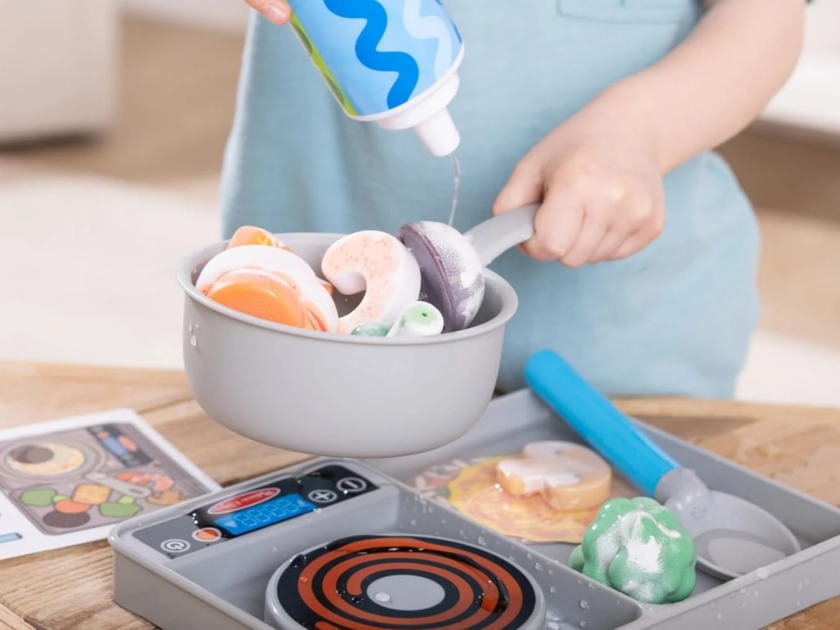 Melissa & Doug Simmer & Stir Stovetop Play Set Only $13.xx on Amazon (Reg $21)