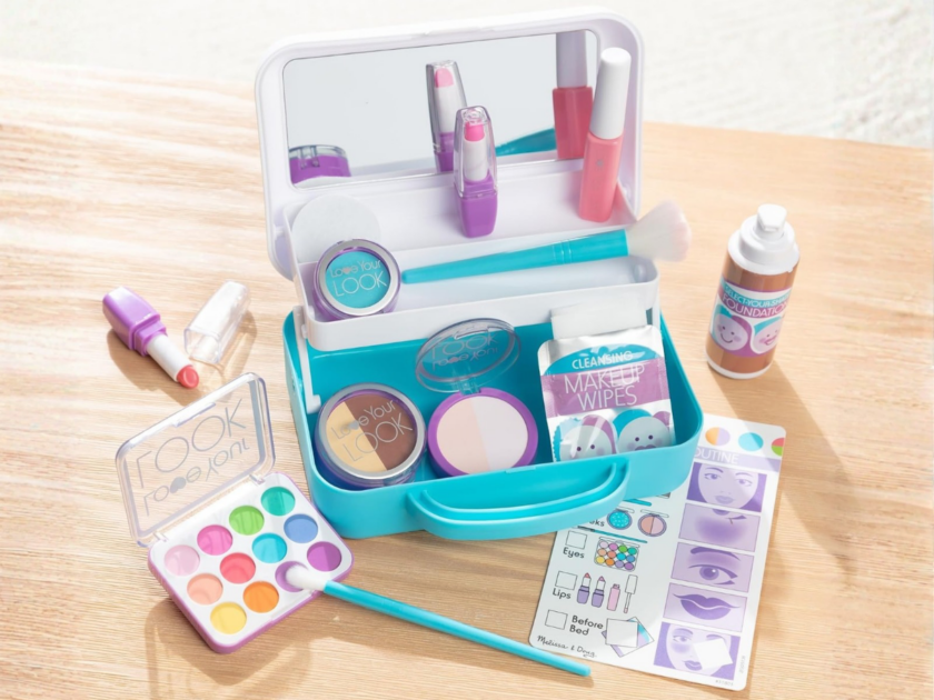 Melissa & Doug Love Your Look Pretend Makeup Kit Only $20.xx on Amazon (Reg. $42)