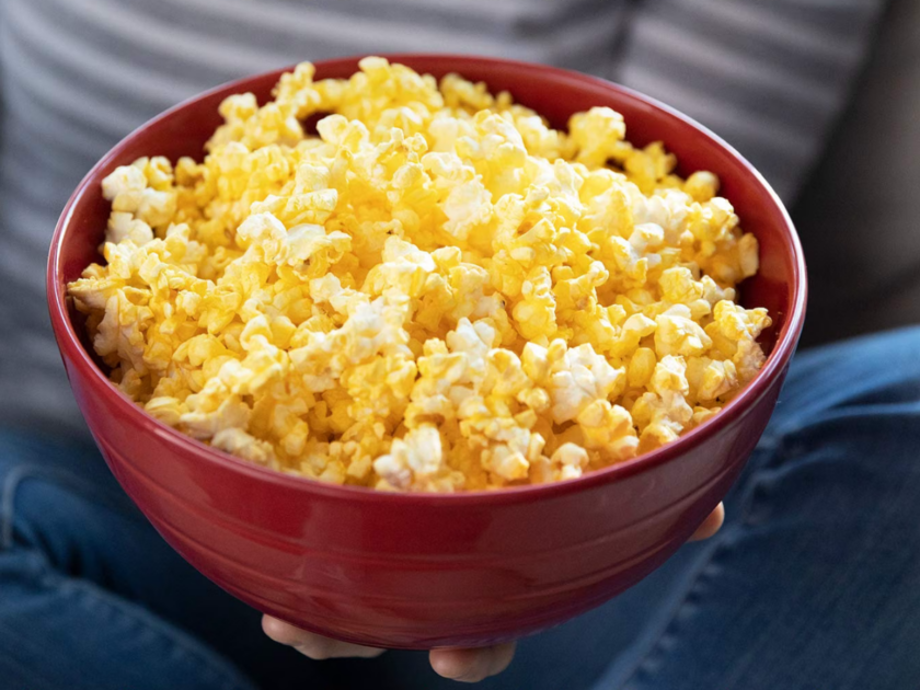 YUM! Orville Redenbacher’s Microwave Kettle Corn Popcorn 6-Count Only $2.xx On Amazon!
