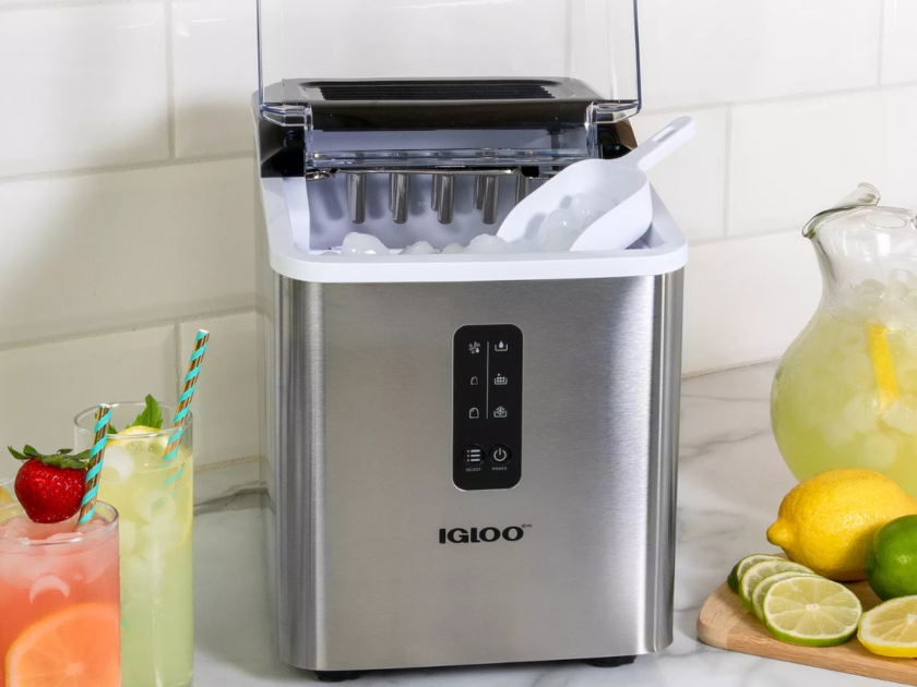 Igloo 26-lb Automatic Ice Maker Only $79.99 at Kohl’s (Reg $150) + $10 Kohl’s Cash