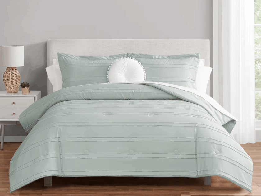 Mainstays 10-Piece Bed in a Bag Comforter Set Just $24.82 at Walmart