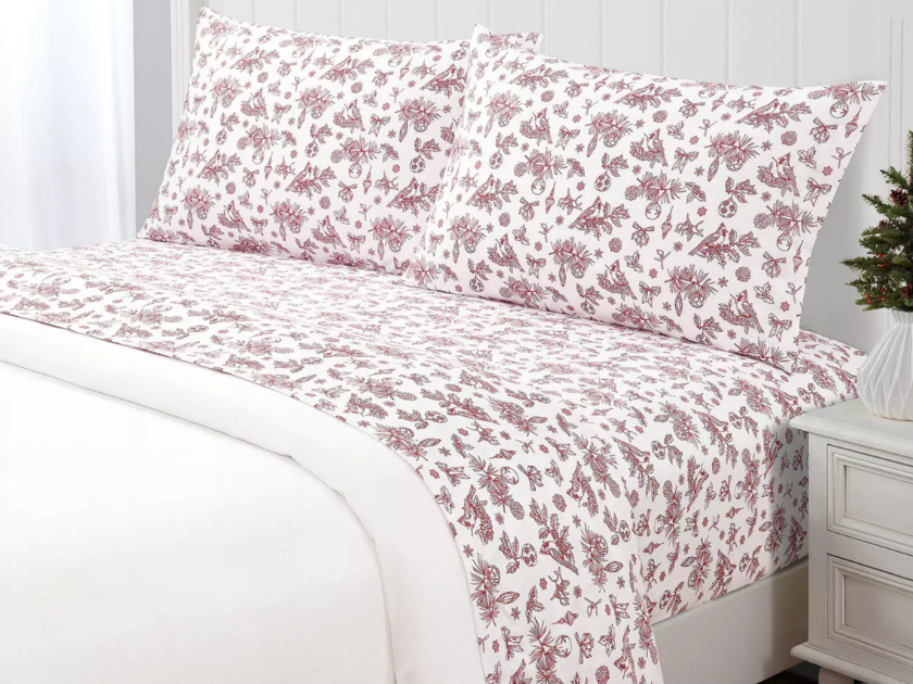 Holiday Printed Microfiber 3-Pc. Sheet Set Just $7.99 at Macy’s (Reg. $36)