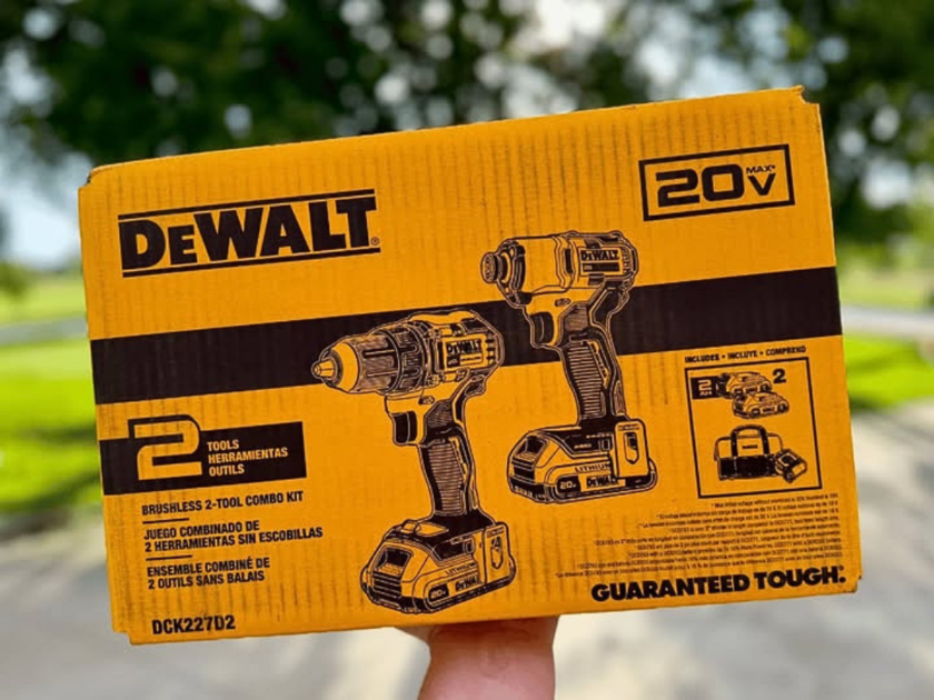 Dewalt 20V Max Cordless Combo Kit Just $129 on Amazon (Reg $239)